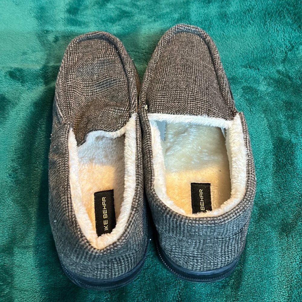 Ike Behar Men’s Memory Foam Slippers size large